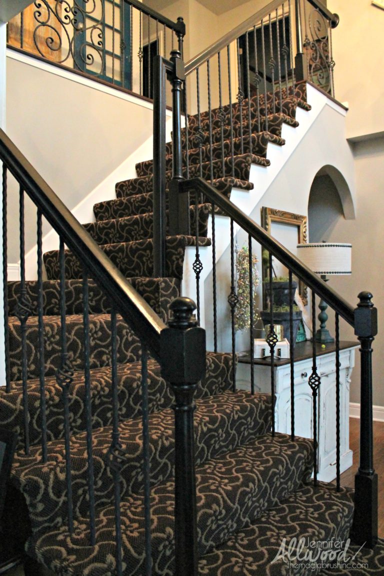 Patterned stair carpet